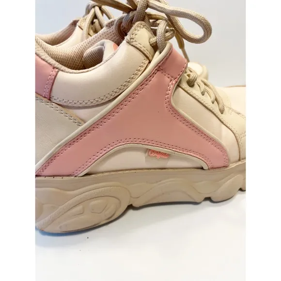 Buffalo CDL Corbin Vegan Platform Sneakers in Pink