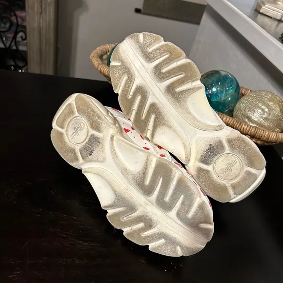 Buffalo London Strawberry Chunky Platform Sneakers Size 7.5