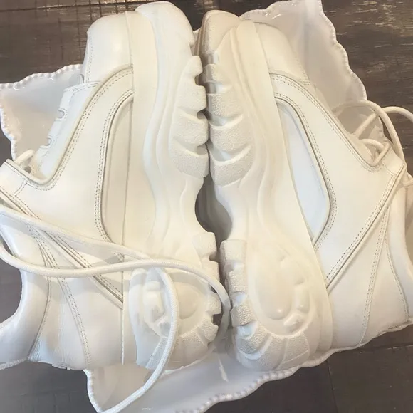 Buffalo Platform Sneakers Size 9
