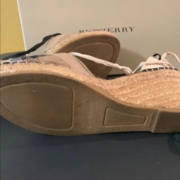 Burberry Black and Tan Espadrilles / Fit Size 10