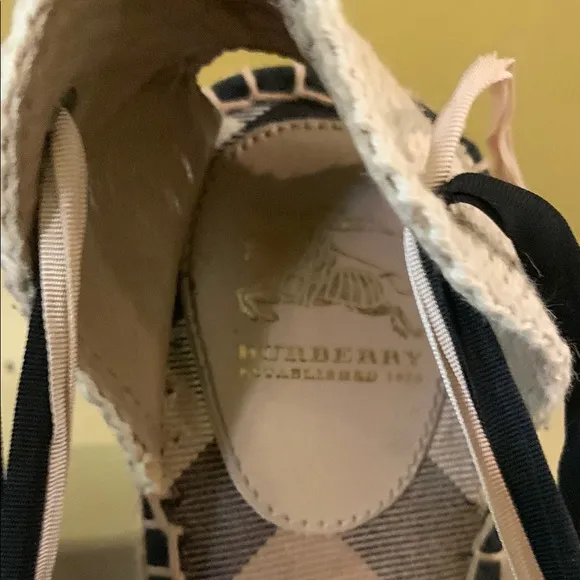 Burberry Black and Tan Espadrilles / Fit Size 10