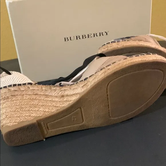 Burberry Black and Tan Espadrilles / Fit Size 10
