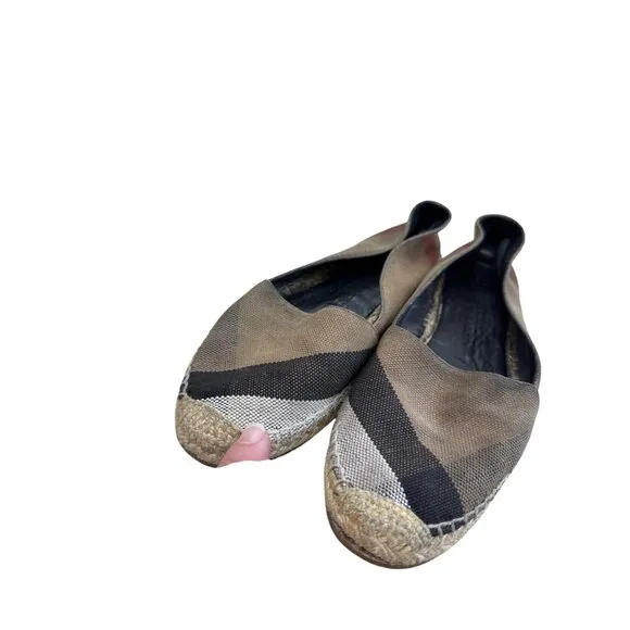 Burberry Brit Womens Plaid Brown Canvas Espadrille Flats Size 38 SKU 8264