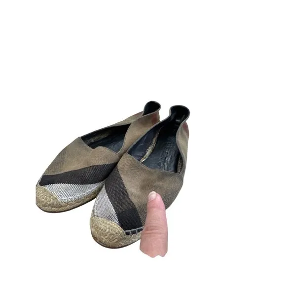 Burberry Brit Womens Plaid Brown Canvas Espadrille Flats Size 38 SKU 8264