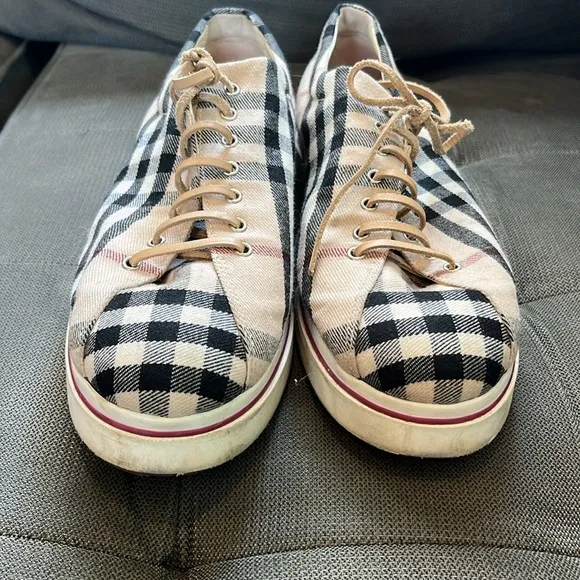 Burberry Classic low-top sneakers in cotton