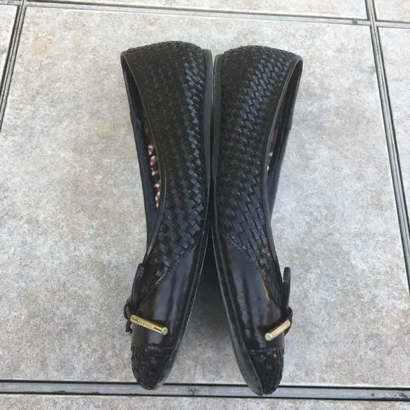 Burberry dark brown braided cap toe bow flats 35.5
