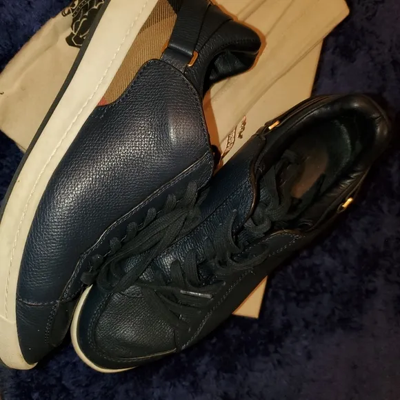 Burberry Pledwick Low-top sneakers