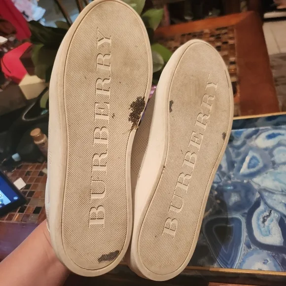 Burberry Westford Perforated Leather Low-top Sneakers size 40