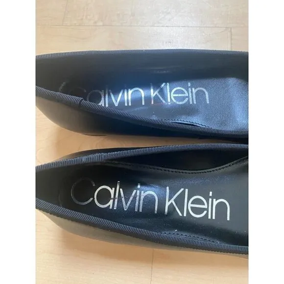 Calvin Klein &quot;Kirra 2&quot; BNWT black leather ballet flats women sz 6 NEW Leather