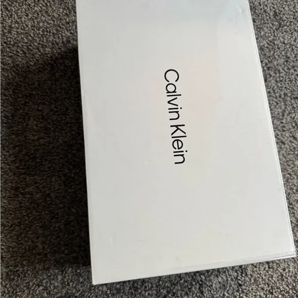 Calvin Klein Men Donto Medium Brown Boot  NIB size 9