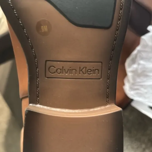 Calvin Klein Men Donto Medium Brown Boot  NIB size 9