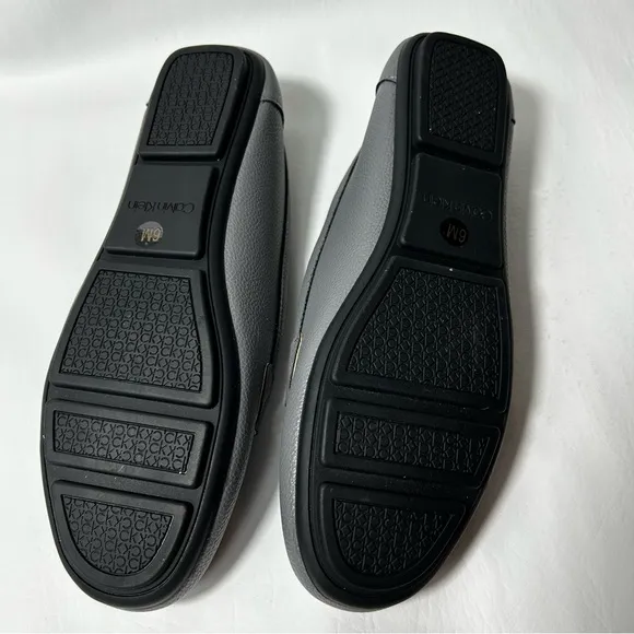 Calvin Klein - Women's Logan Gray Flats - Size 6 M