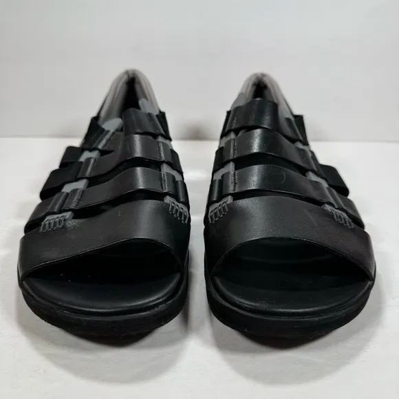 Camper Spray Black Smooth Leather Strappy Sandals Men Size 11