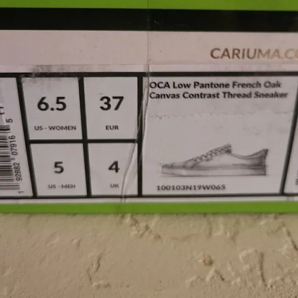 Cariuma x Pantone Sneakers OCA Low Top Beige Canvas Casual UNISEX Sz 6.5 NWT