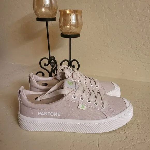 Cariuma x Pantone Sneakers OCA Low Top Beige Canvas Casual UNISEX Sz 6.5 NWT