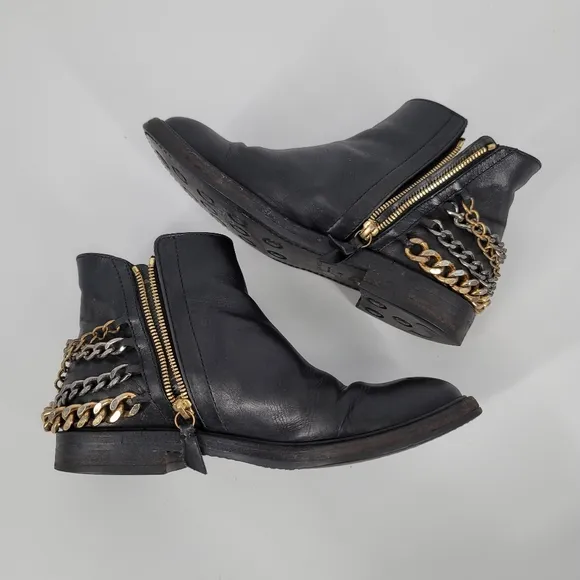 Casadei Chain Embellished Black Chelsea Ankle Boot Size 8.5