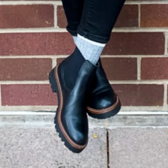 Caslon Miller Water Resistant Chelsea Boot  SIZE 7.5