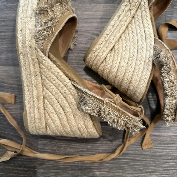 Castaner Canvas Fringe Trim Accent Wedges Espadrille in Tan Color sz EU38/US 7.5