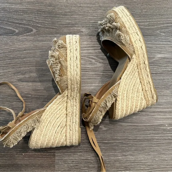 Castaner Canvas Fringe Trim Accent Wedges Espadrille in Tan Color sz EU38/US 7.5