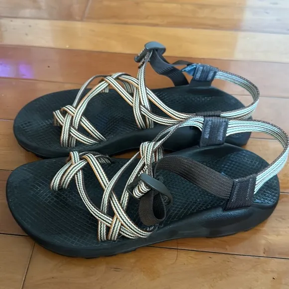 Chaco brown sandals size 10 medium