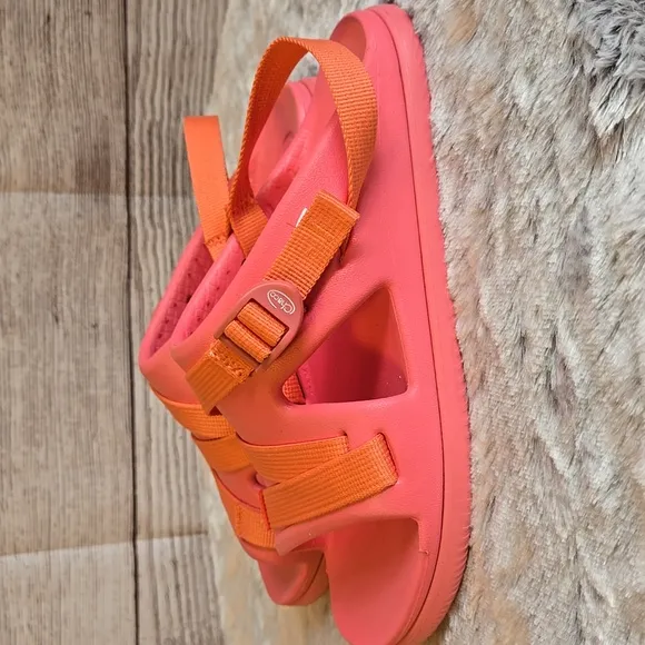Chaco Pink Sandals, Girls Size 5, Great Condition