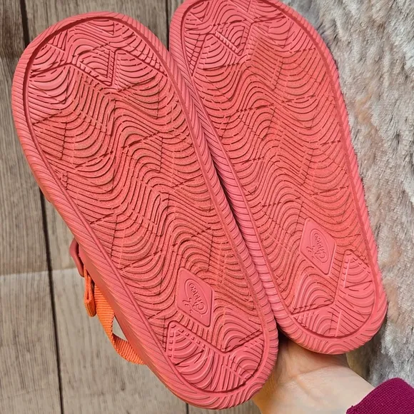 Chaco Pink Sandals, Girls Size 5, Great Condition