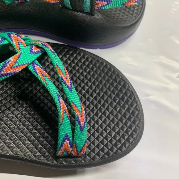 Chaco Sandals Girls Size 1 beautiful colors in great condition. See Pics!