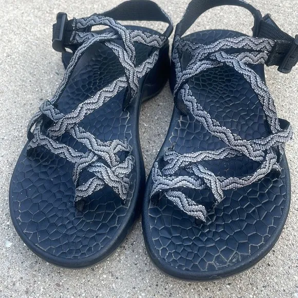 Chaco Women’s Strappy Balck and White Sandals size 7