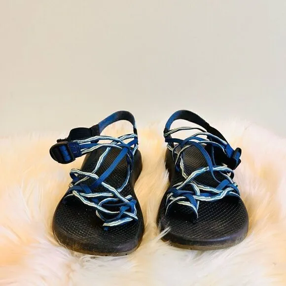 Chacos Sandals Blue &amp; White with Toe Strap! ❤️