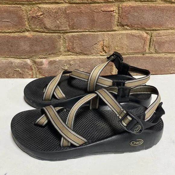 Chaco Tan &amp; Black Sandals Size 10