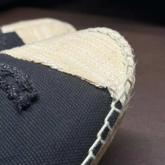 Chanel Canvas Espadrilles Size 39 in Black/Beige
