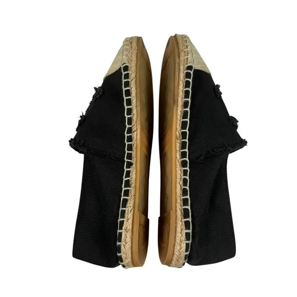 Chanel Canvas Espadrilles Size 39 in Black/Beige