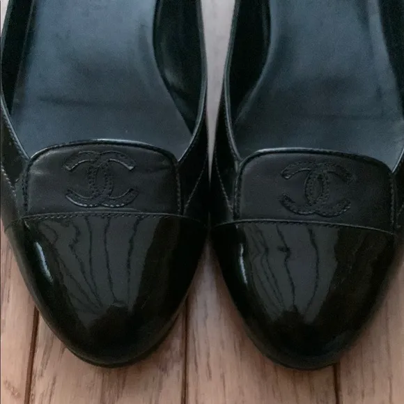 Chanel Classic Flats