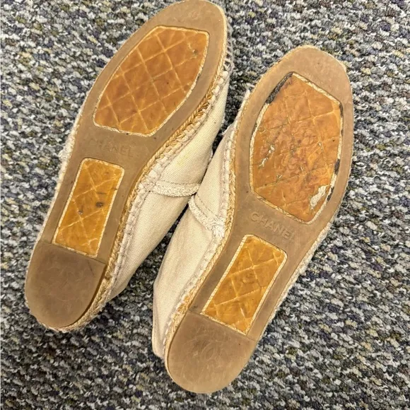 CHANEL Interlocking CC Canvas Cloth Espadrilles