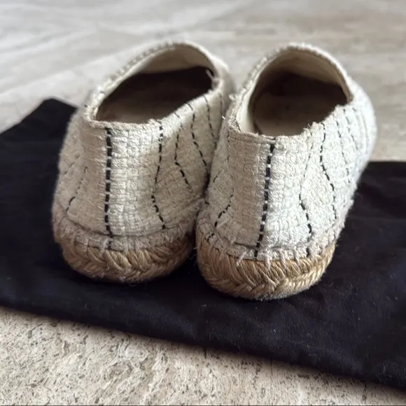 Chanel Off White/Black Tweed and Patent Leather CC Cap Toe Espadrille Flats 38