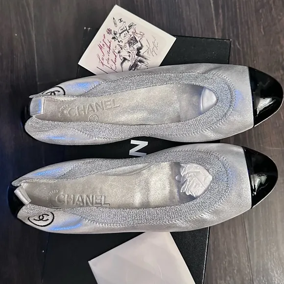 Chanel Women's Silver and Black Ballet Flats