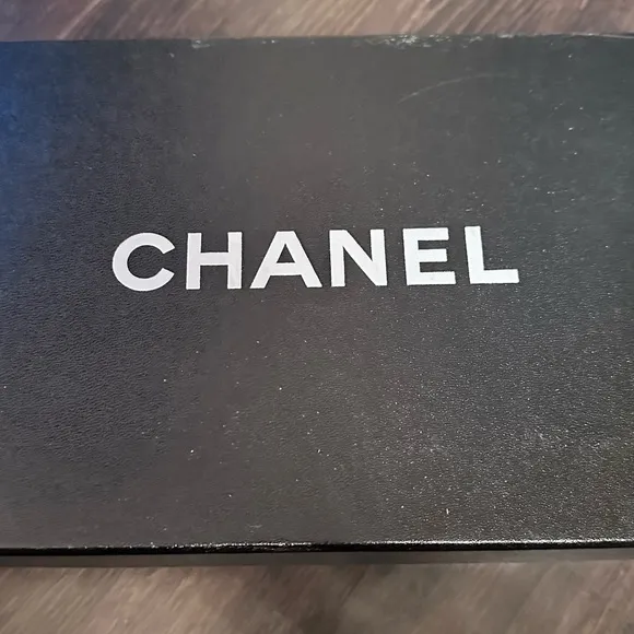 Chanel Women's Silver and Black Ballet Flats