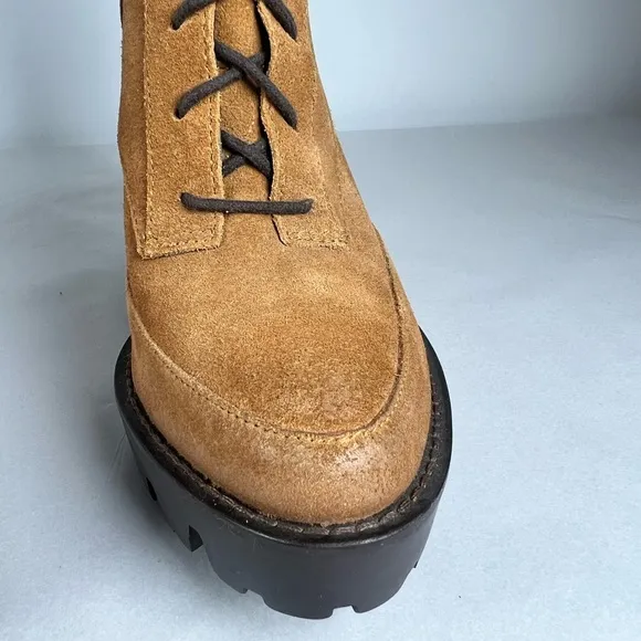 Charles David Gimmick Combat Boot Size 7.5