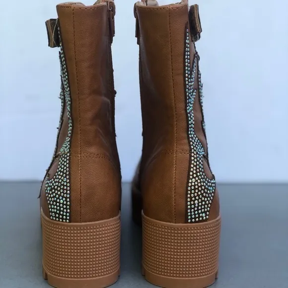 Chase   Chloe Kingsley RHINESTONE BOOTS size 6