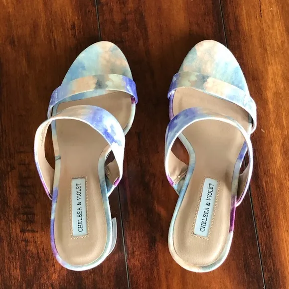 🆕Chelsea &amp; Violet Sandals. NWT  000AH