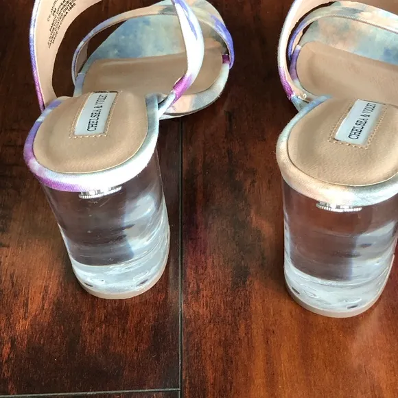 🆕Chelsea &amp; Violet Sandals. NWT  000AH