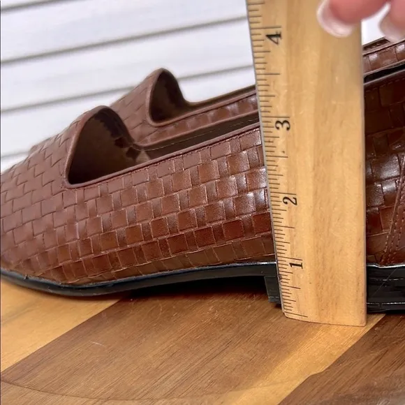 Chic Brown Leather Woven Loafers TROTTERS Liz III Slip-On Retro Preppy Casual