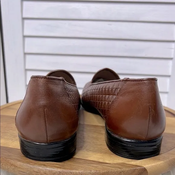 Chic Brown Leather Woven Loafers TROTTERS Liz III Slip-On Retro Preppy Casual