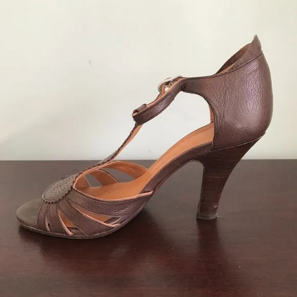 Chie Mihara | T-Strap Sandals