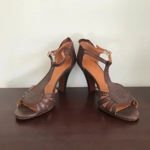 Chie Mihara | T-Strap Sandals