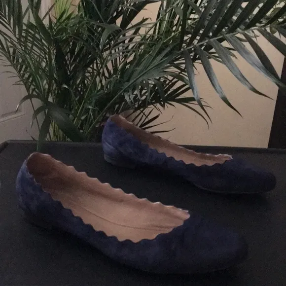 CHLOÉ Lauren Suede Scalloped Ballerina Flats