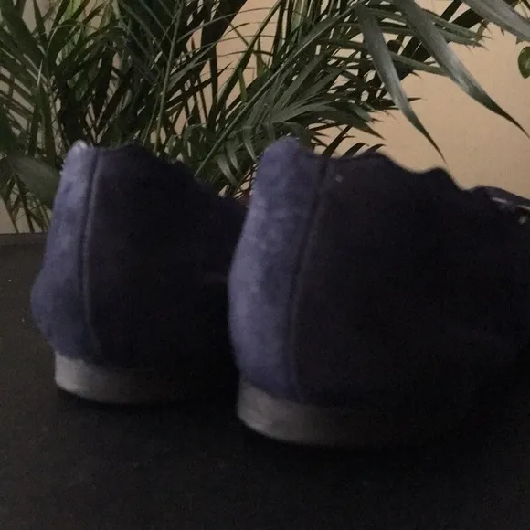 CHLOÉ Lauren Suede Scalloped Ballerina Flats