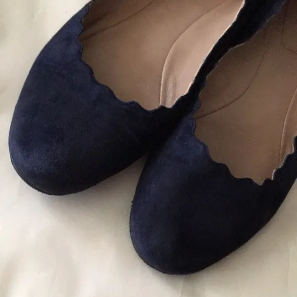 CHLOÉ Lauren Suede Scalloped Ballerina Flats