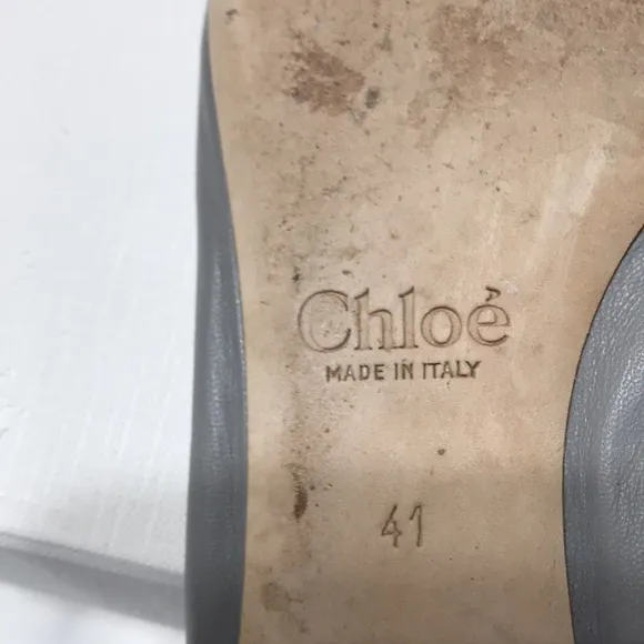 Chloe all around scallop leather flats. Made in Italy. EUC