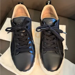 Chloe Black Women's Lauren Low Top Sneakers